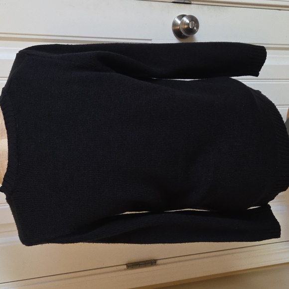 Kiss Me Sequin Mistletoe Christmas Sweater - Picture 2 of 6